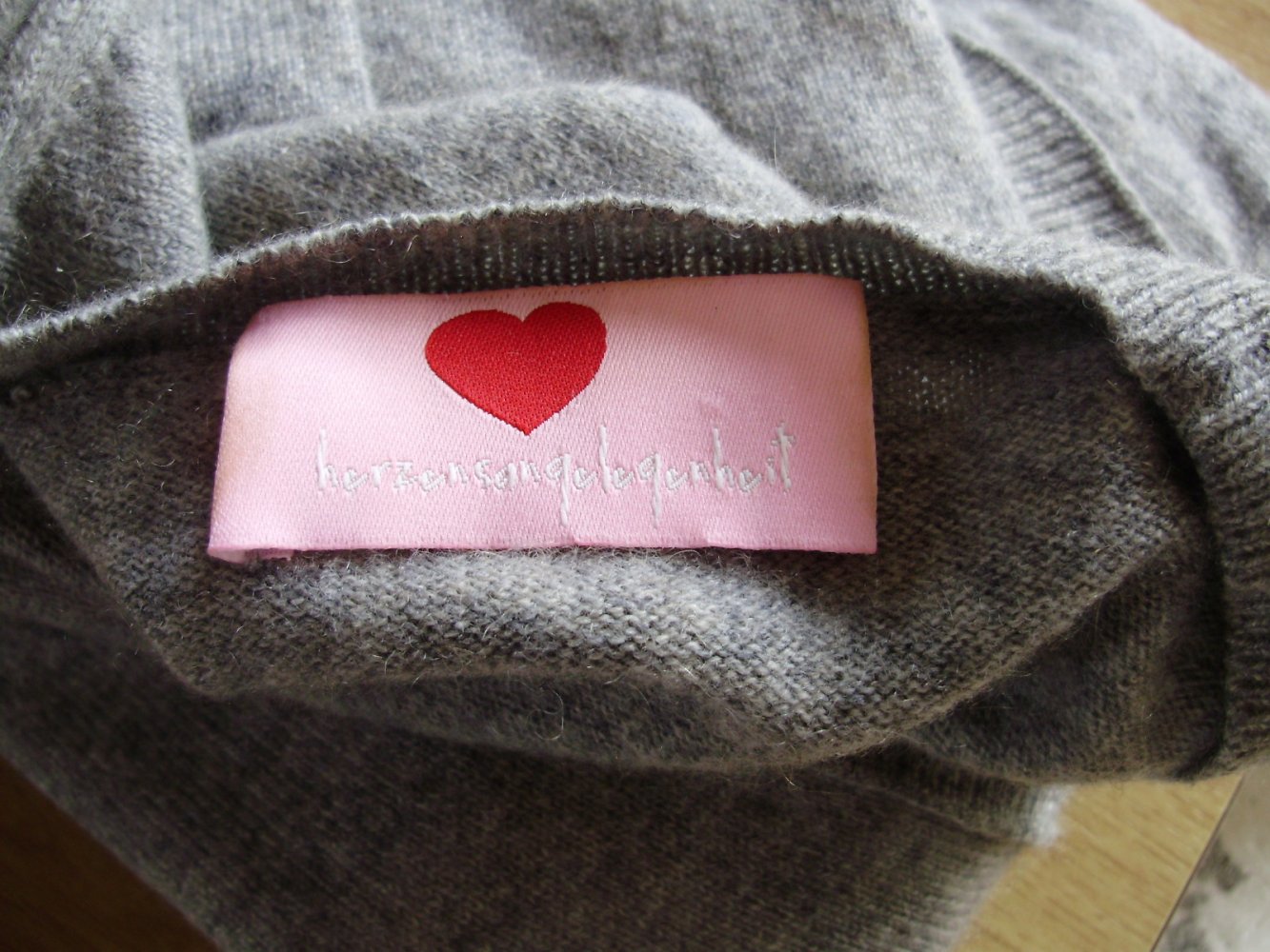 Herzensangelegenheit Cardigan grau 100% Kaschmir 36