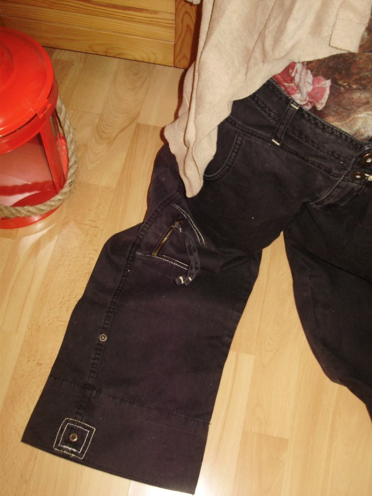 Outfit 6: Jeans schwarz 7/8 + zara Shirt+Cardigan M