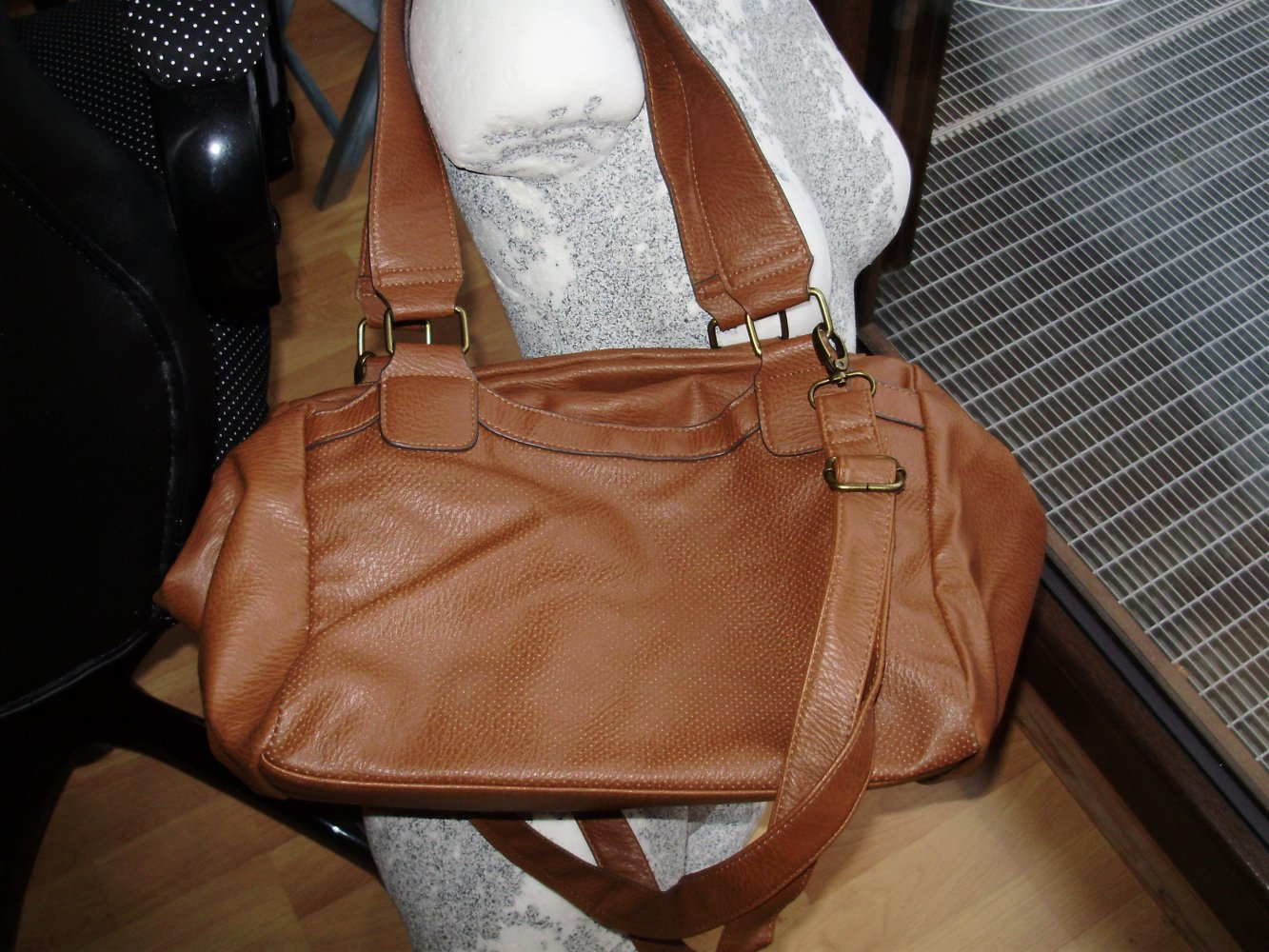 Bershka Tasche groß braun Umhänge-und Henkeltasche wie neu