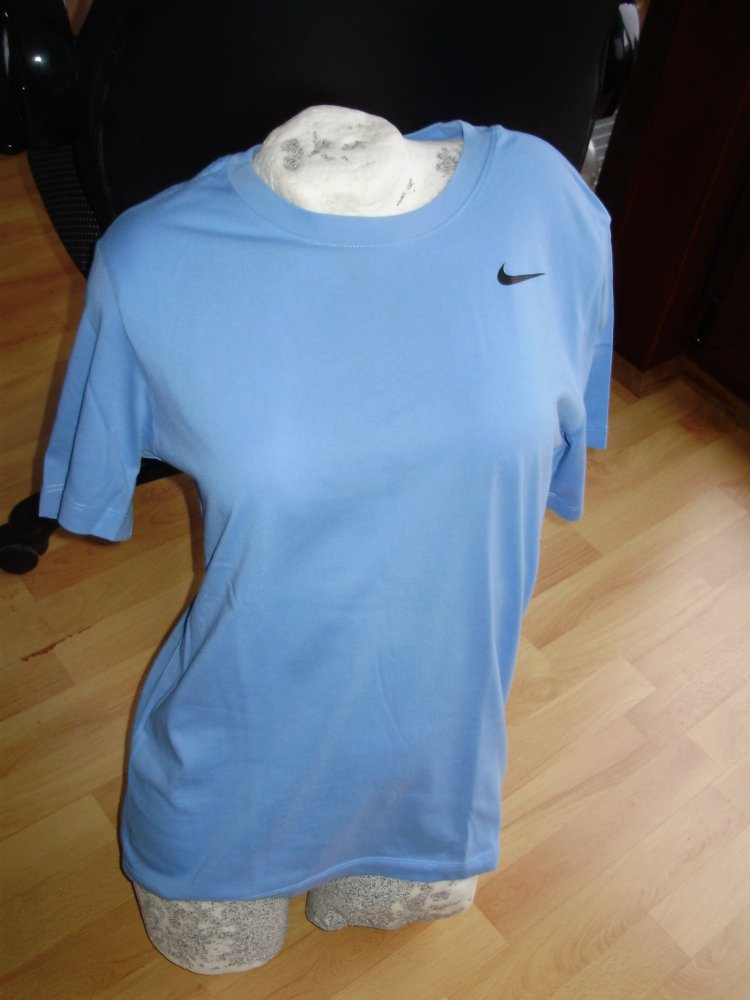 Nike Shirt himmelblau S = M