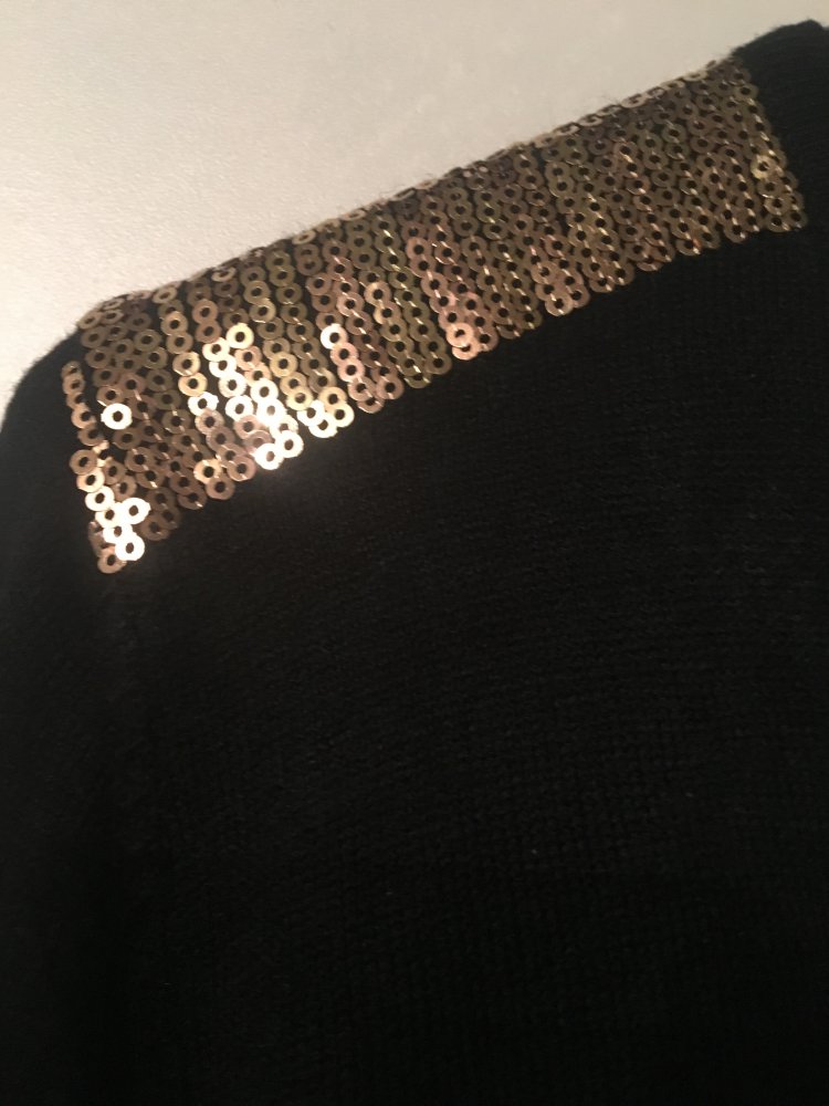 Schwarz/Goldener Pullover