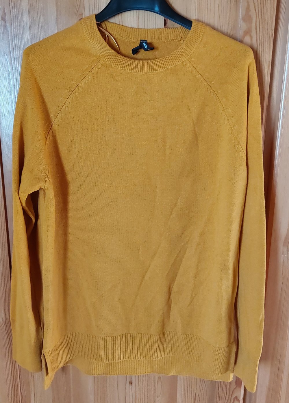 Senfgelber Pullover 