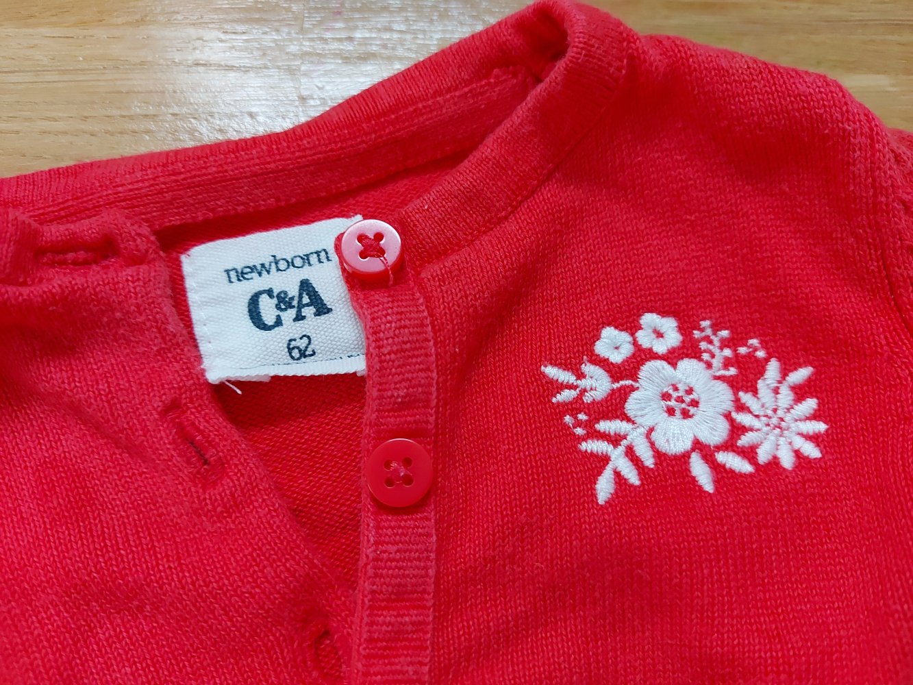 rotes Babystrickjäckchen, Gr. 62