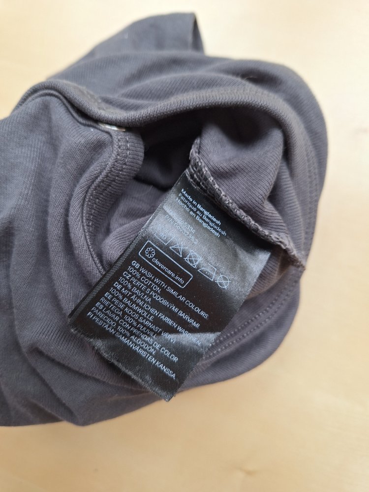 Langärmliger anthrazitgrauer Body Gr. 68