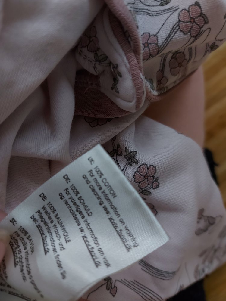 superschöner rosa Baby-Schlafanzug mit Mustervon Fixoni Gr. 62