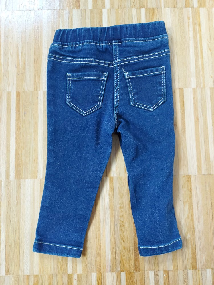 Niedliche Kleinkindjeans Gr. 80