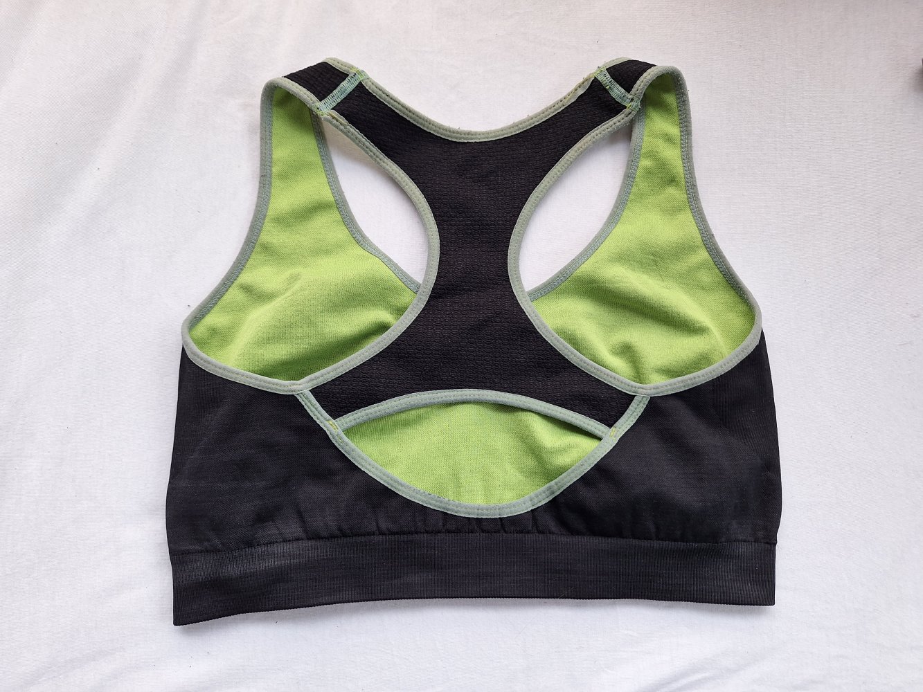 Schwarz grünes Sport Bustier / Sport BH