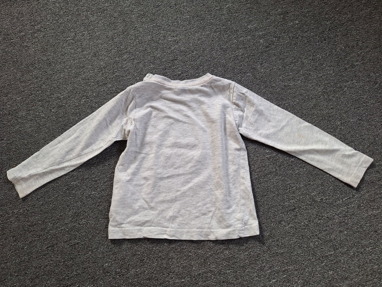 grauer Langarmpullover Gr. 92 