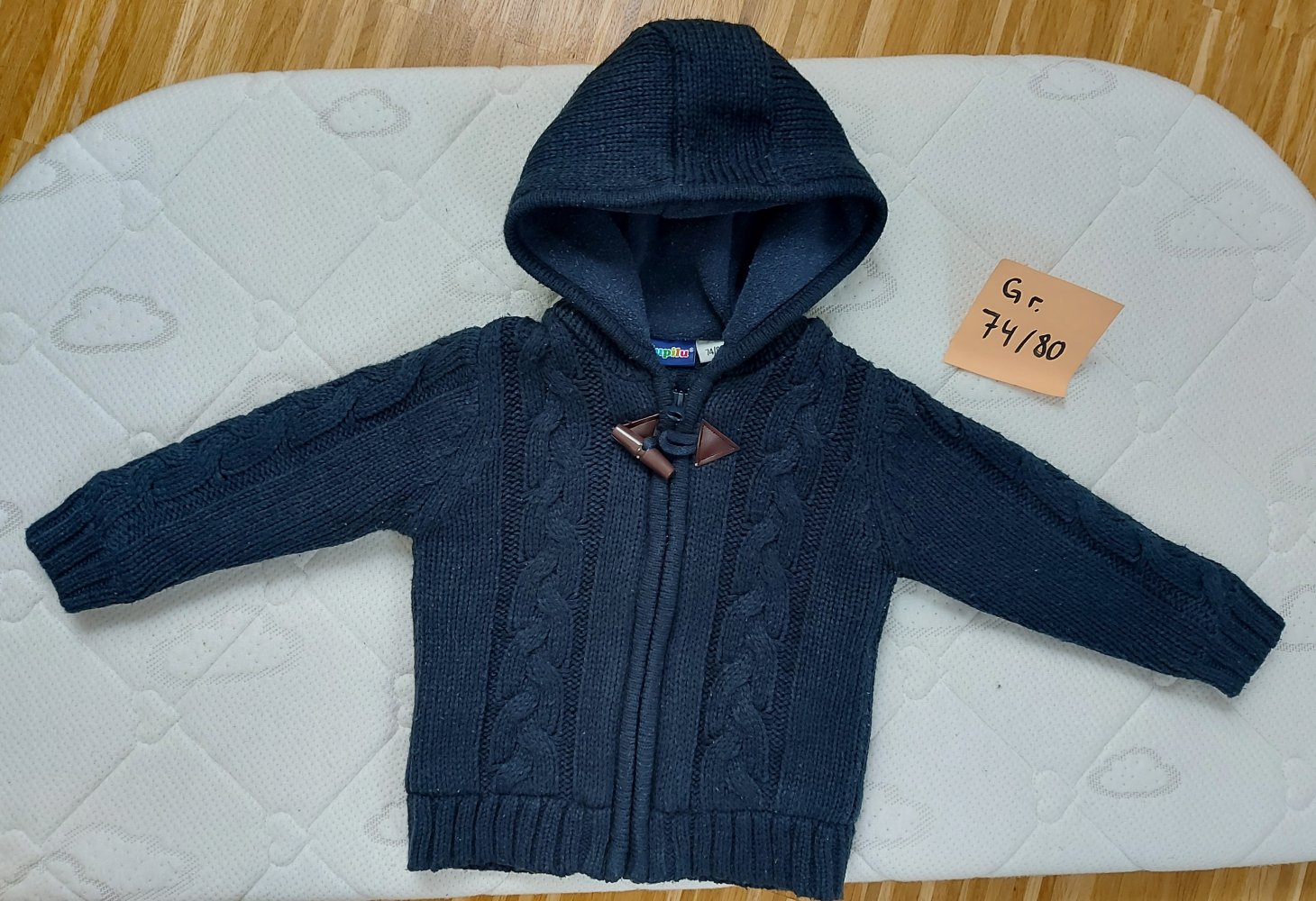 dunkelblaue Strick-Babyjacke mit Kapuze, Gr. 74/80