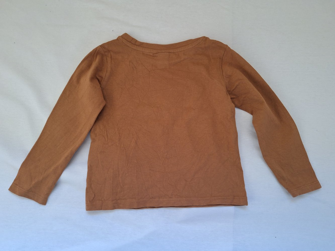 braunes Langarmsweatshirt mit Lokomotive chooo chooo, Gr. 98