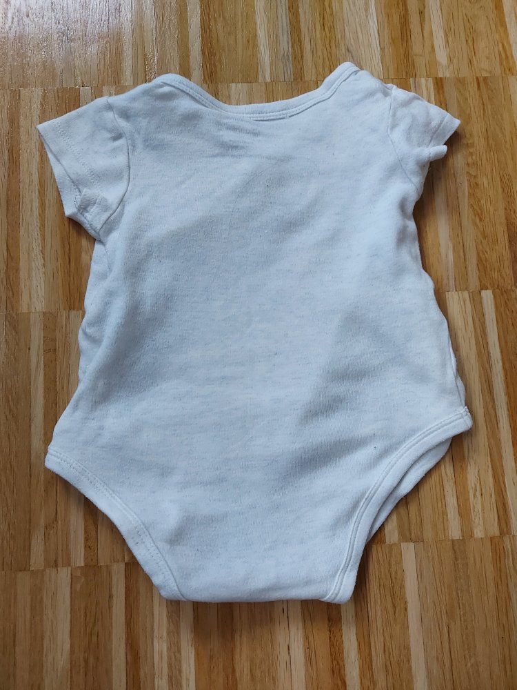 beiger Kurzarmbody mit Wickelschnitt Gr. 68 save the planet