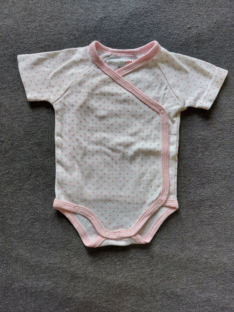 weißer Kurzarmbody mit rosa Punkten, Gr. 50/56 