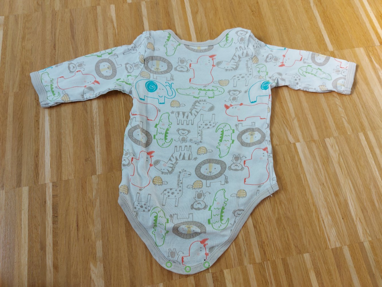 Langärmliger Badybody mit Tiermotiven (Dschungel/Safari) Gr. 62/68