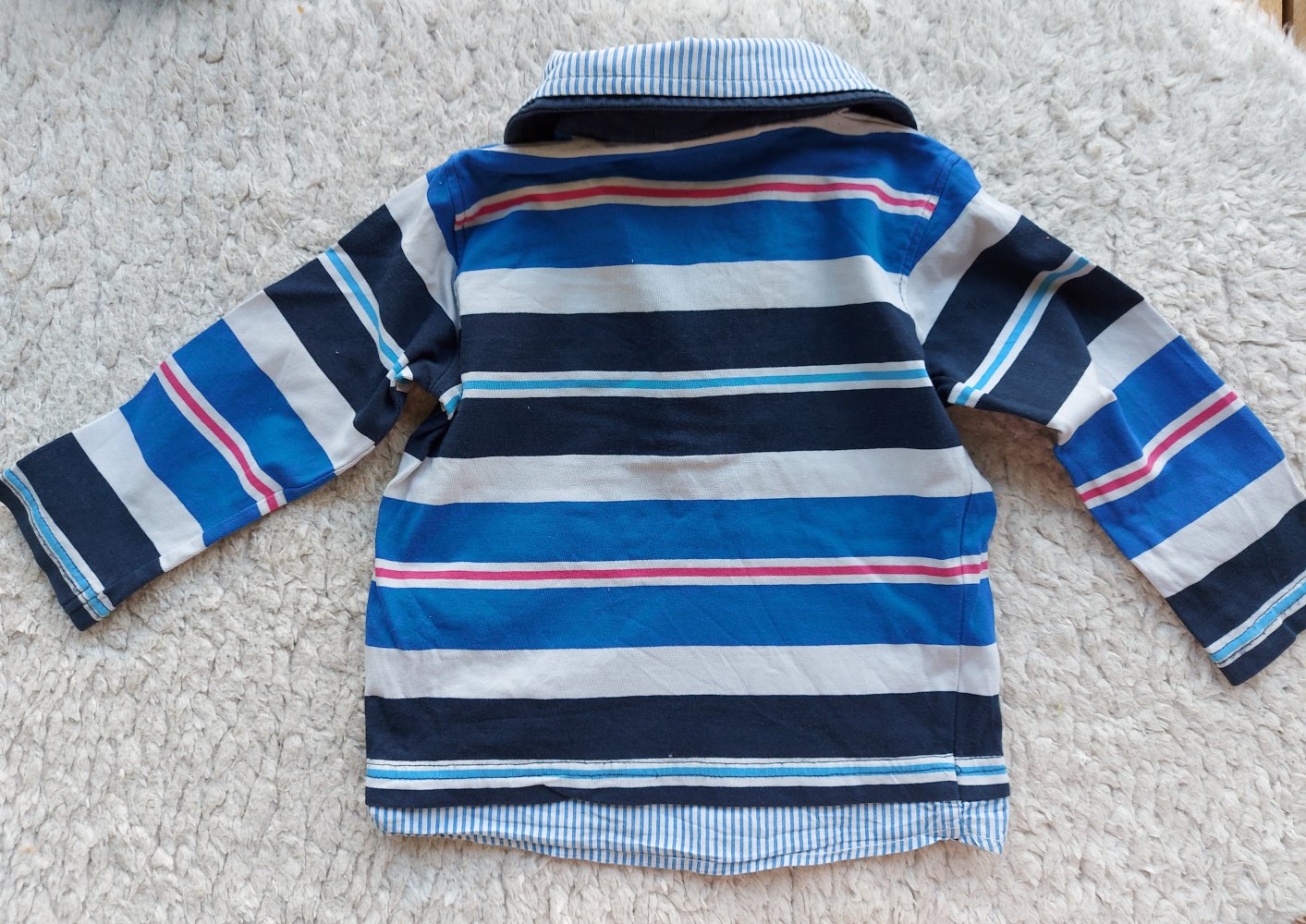 langärmliges blau gestreiftes Baby-Poloshirt Gr. 86 mit Hemdeinsatz und Kragen