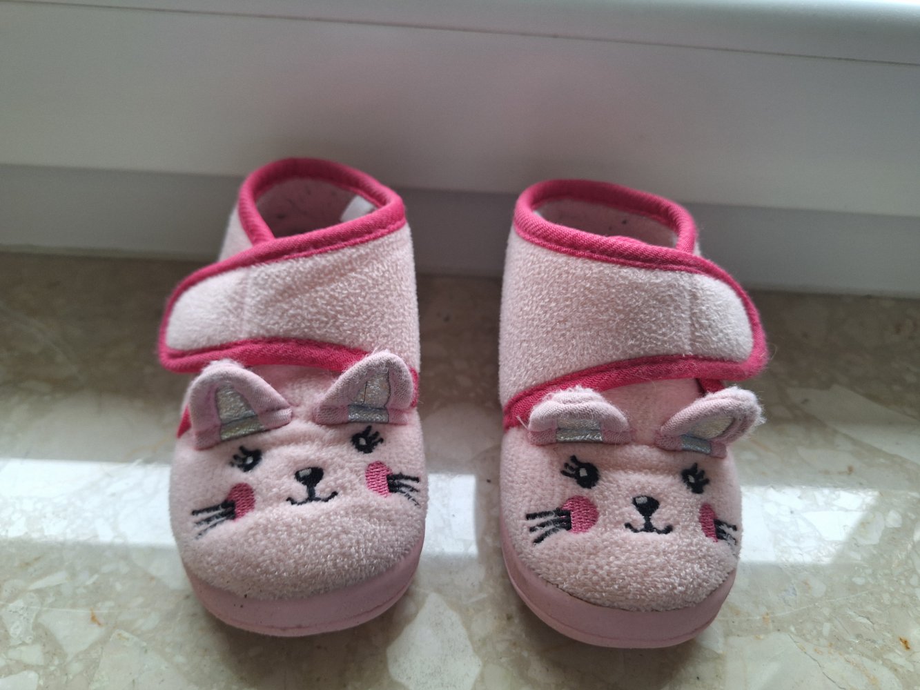 Pinke Katzen Hausschuhe Gr. 22