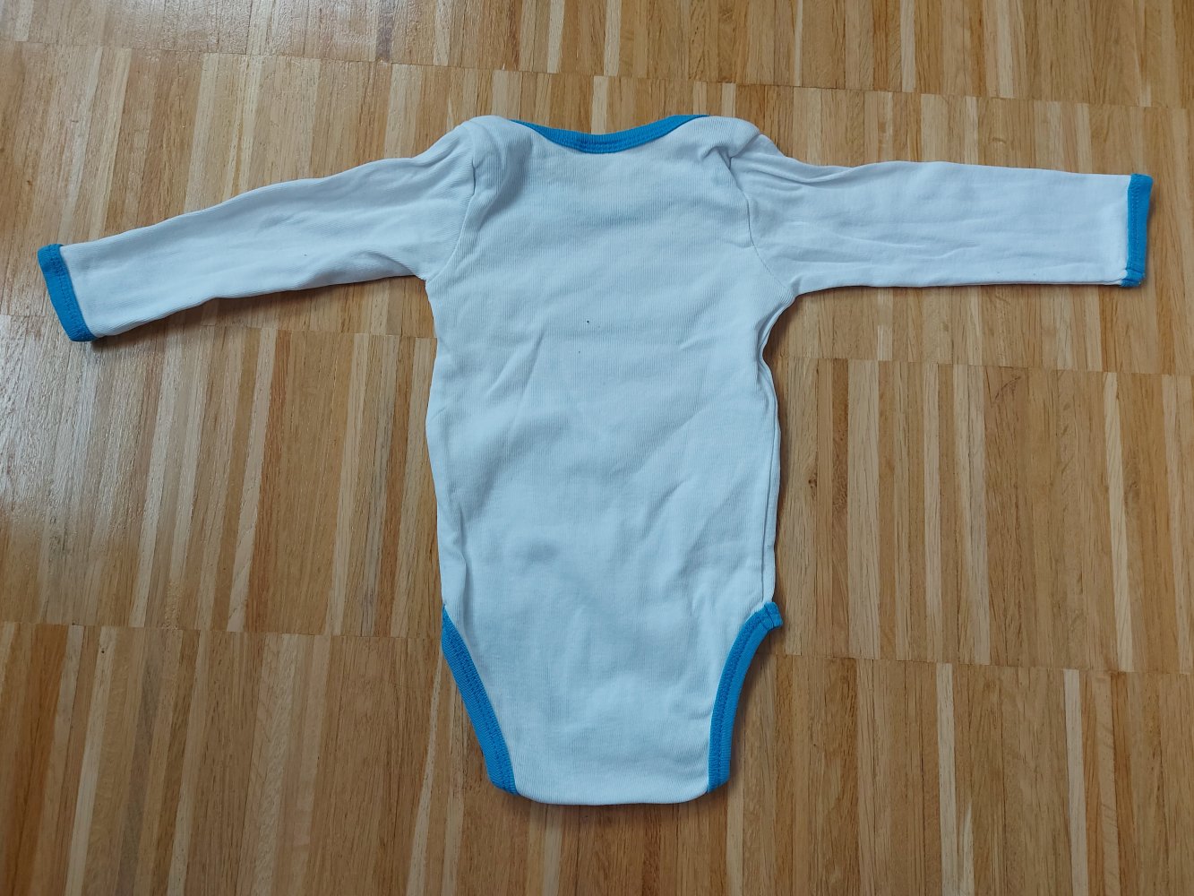 weiß-blauer Langarmbody Süßer Herzensbrecher, Gr. 62/68