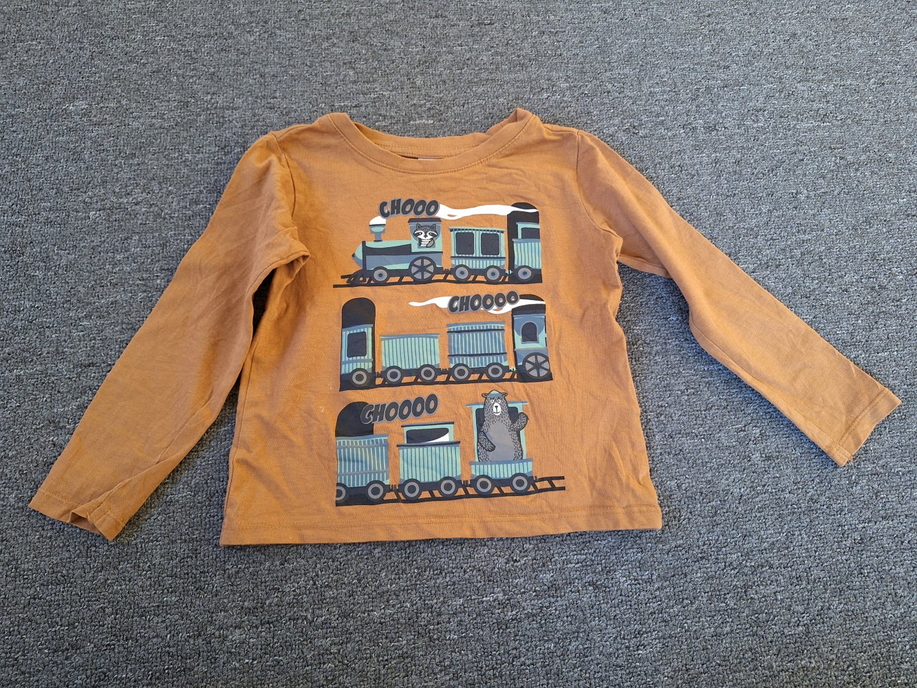 braunes Langarmsweatshirt mit Lokomotive chooo chooo, Gr. 98