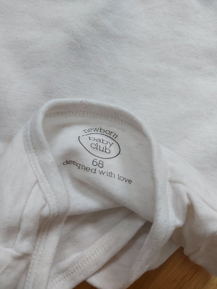 beiger Kurzarmbody mit Wickelschnitt Gr. 68 save the planet