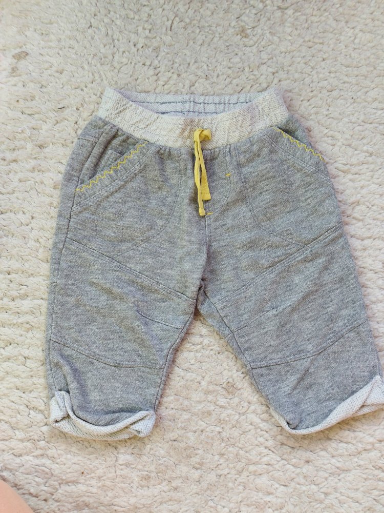 graue Babyjogginghose, Gr. 86 Stoffhose