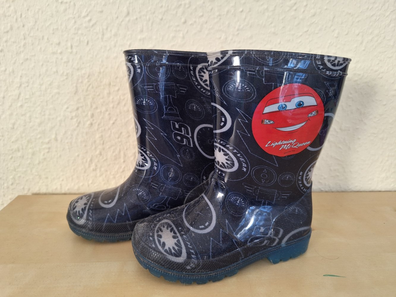 Dunkelblaue Lightning McQueen Gummistiefel Gr. 25 Blinkstiefel