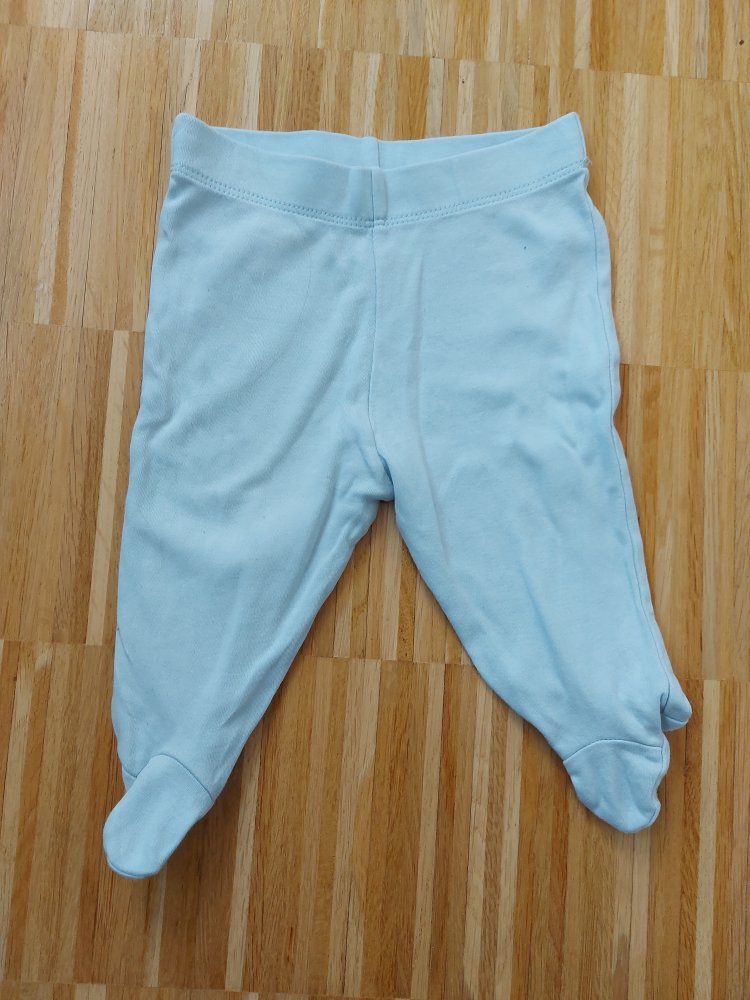 Hellblaue Babyhose mit Füßchen, Gr. 50/56