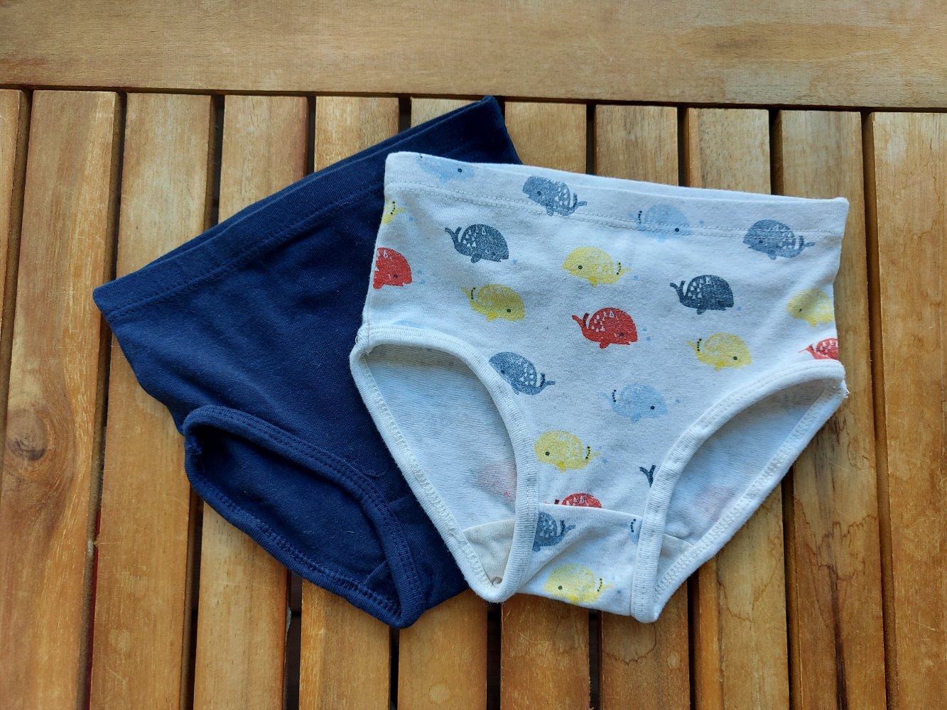Baby-Slip Set, dunkelblau und Wale, Gr. 74/80