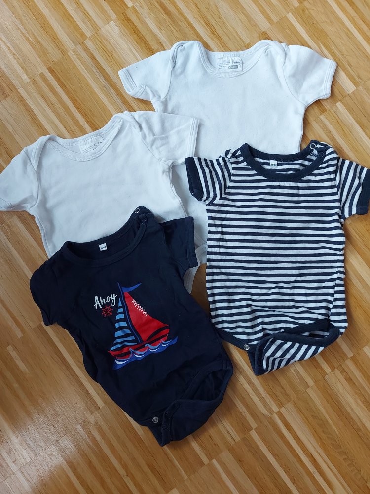 4-er Set kurzärmlige Bodys im Marine-Look Gr. 62/68