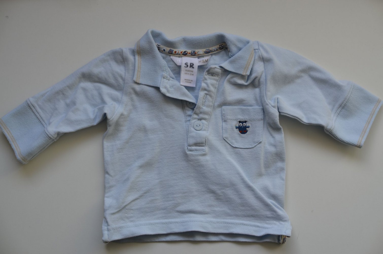 hellblauer Pullover, Polo-Shirt Gr. 56
