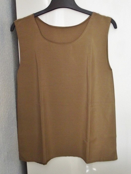 Sehr schönes leichtes Sommer Top Gr. 36