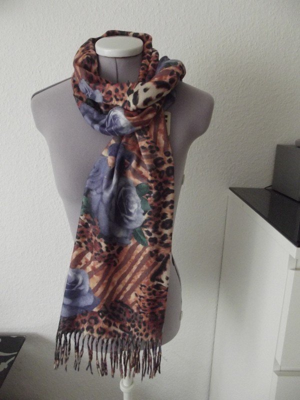 Sehr schöner Schal Wie Neu!