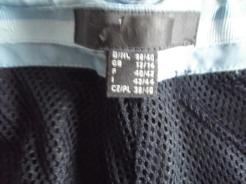 Sehr schöne Sporthose