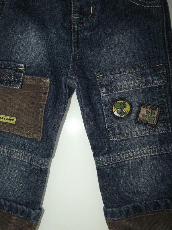 Sehr schöne Dino- Jeans