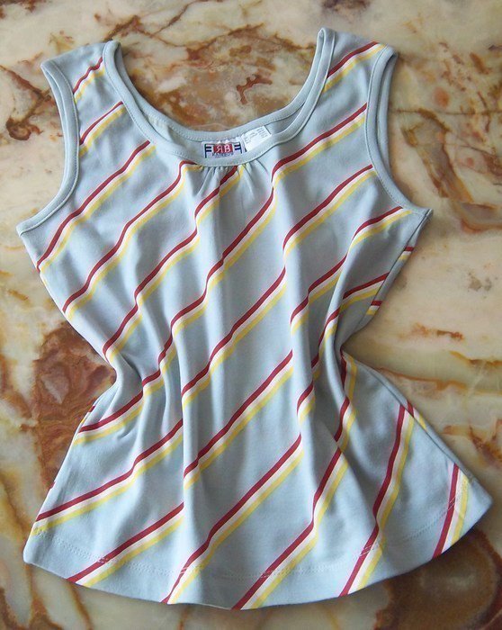  Schönes Top Gr. 36/38