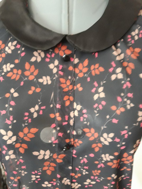 Schönes transparentes Sommer Top von Atmosphere 