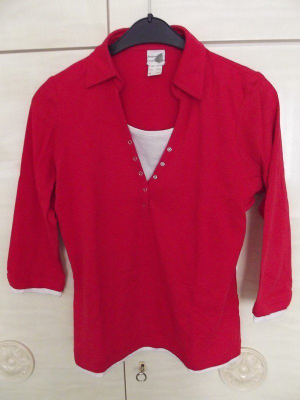 Sehr schöner Pulli in 2 in1 Optik  mit 7/8 Ärmel