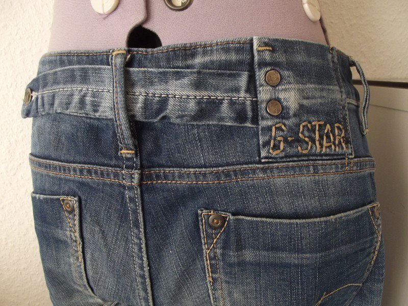 Sehr schöne Jeans von G- Star Raw Wie Neu  Size 27 Length 32