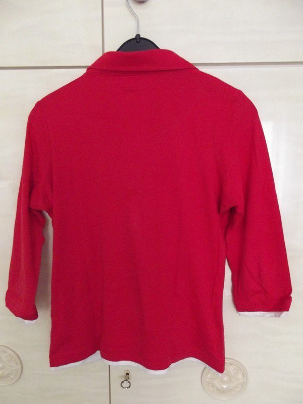 Sehr schöner Pulli in 2 in1 Optik  mit 7/8 Ärmel