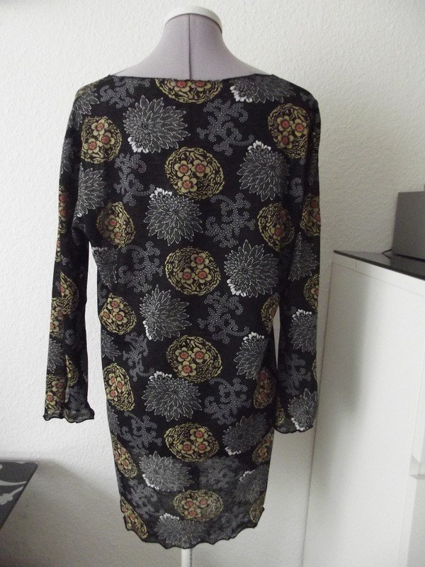 Sehr schönes Shirt/ Hängerchen