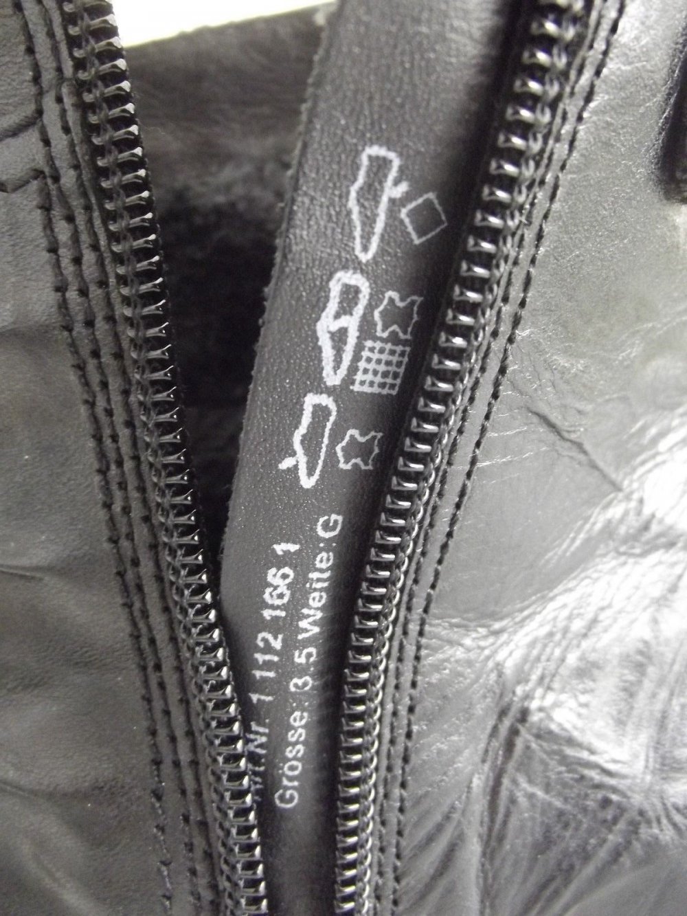 Sehr schöne neue Leder Stiefelletten von medicus