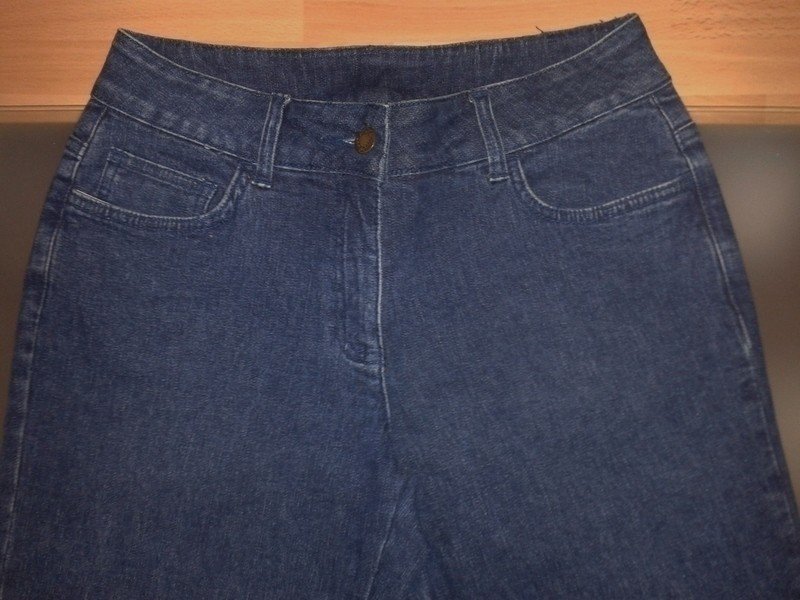Sehr schöne blaue Jeans mit hohem Bund Gr. 19 Wie Neu!