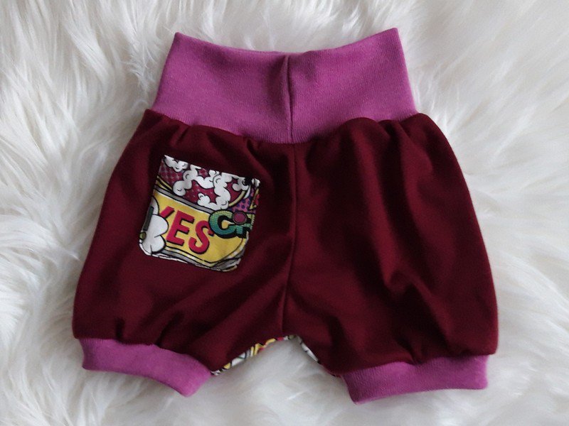 Sehr schöne kurze Pumphose