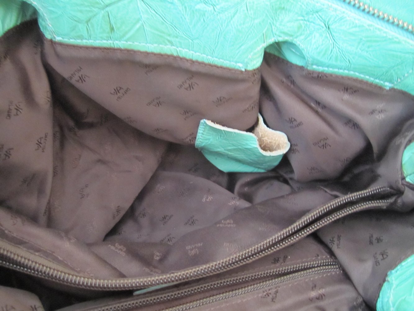 Via Milano Tasche Handtasche mint Lackleder Crashlook