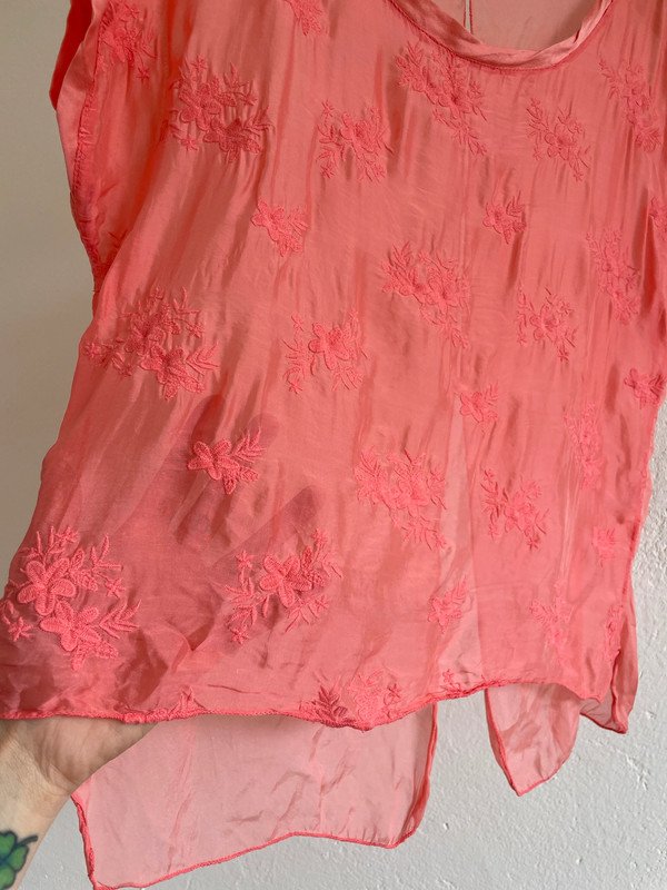 Transparentes Vintage Shirt aus Seide Silk mit Blumen Stickerei