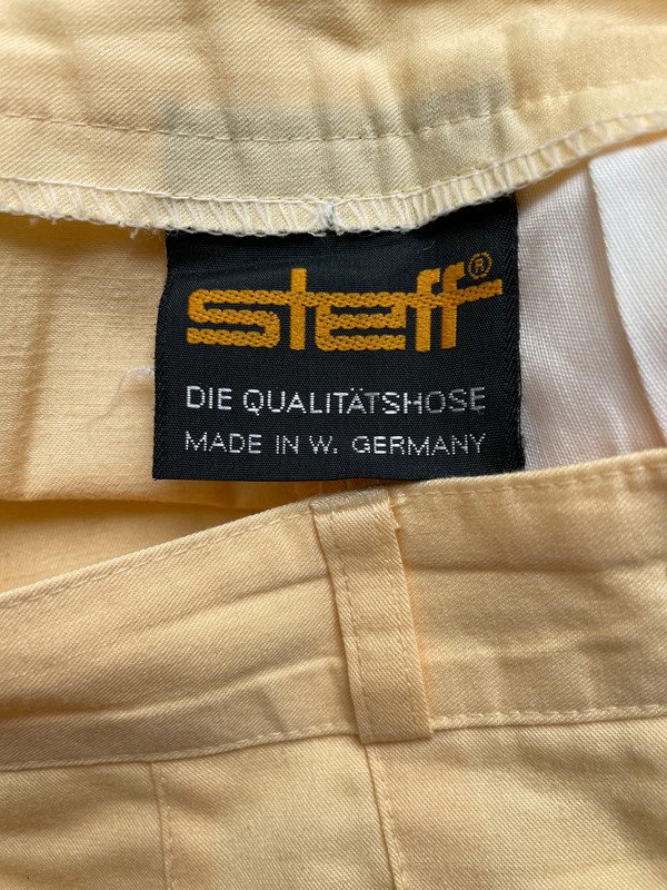 Leichte gelbe High Waist 90s Vintage