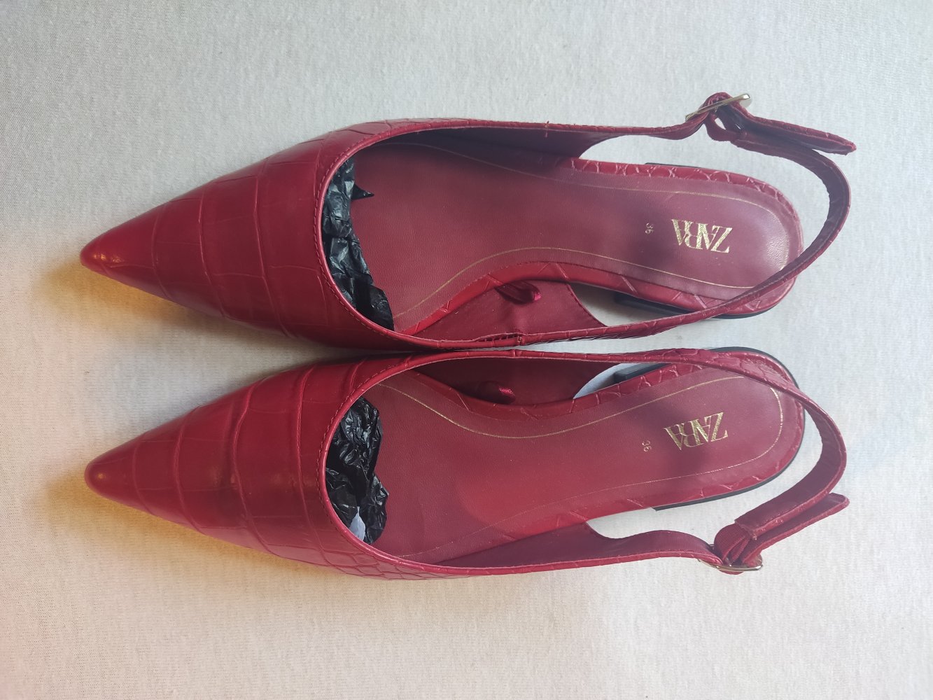 Zara Slingback Sandalen Gr.36 weinrot