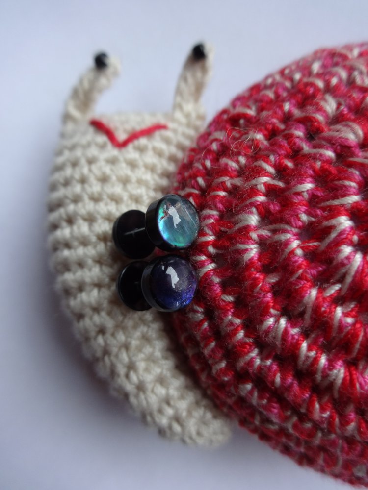 Fake-Plugs aus Acryl