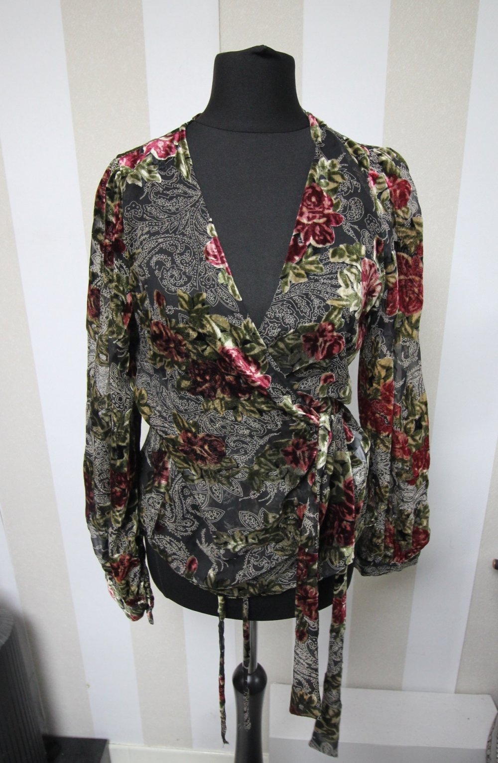 Zara Wickelbluse Blumen transparent Flowers Bluse SHirt