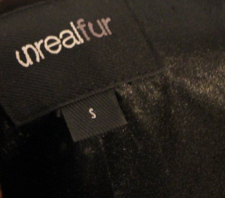 Unreal Fur Weste Kunstfell Kunstpelz Herbst Winter Designer 