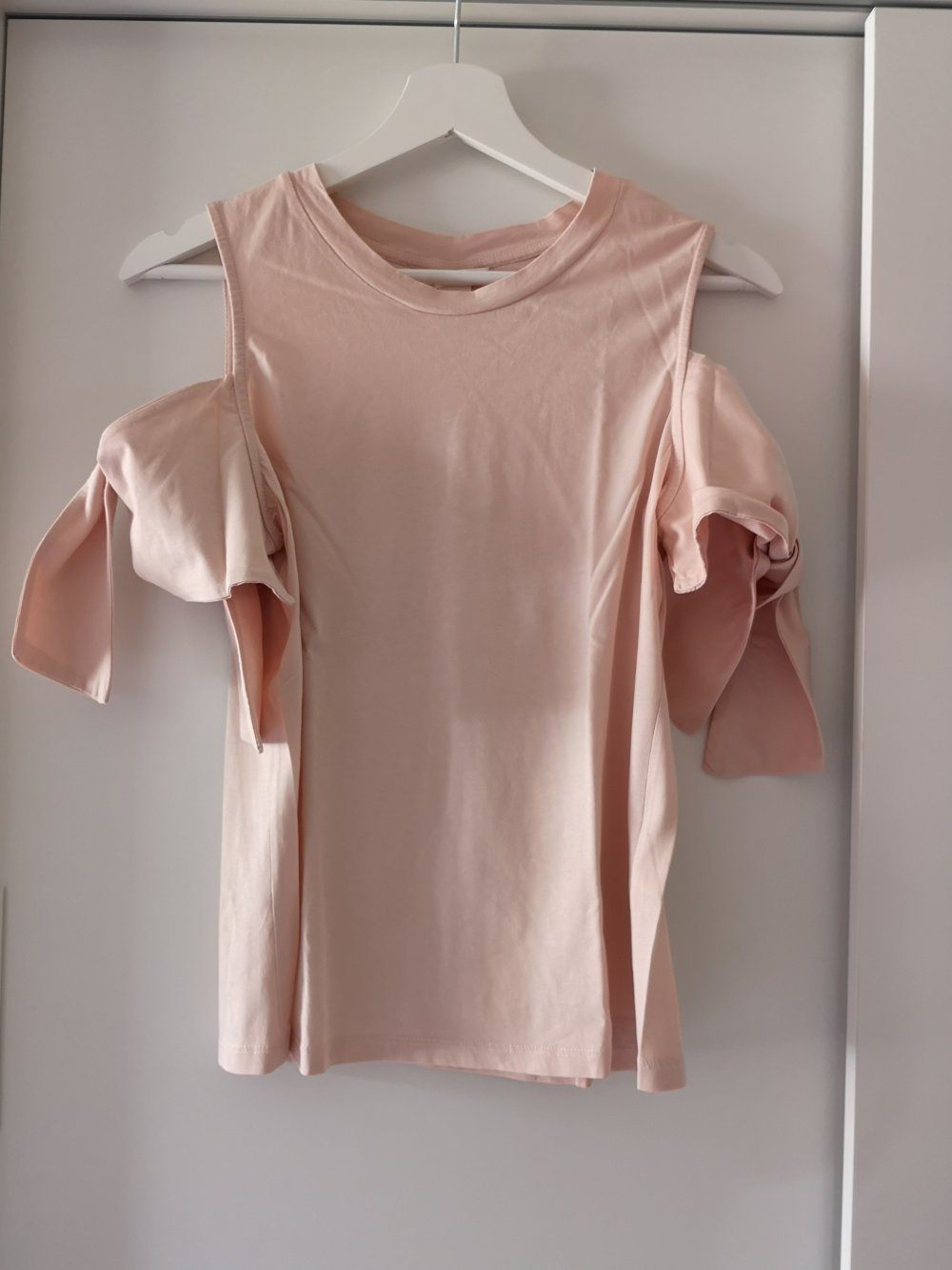 Off-Shoulder Shirt neu