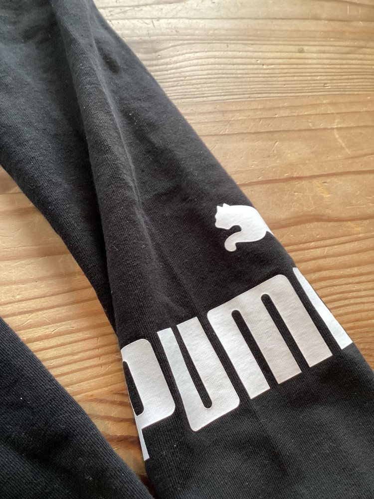 schöne Sporthose gr.XS von Puma